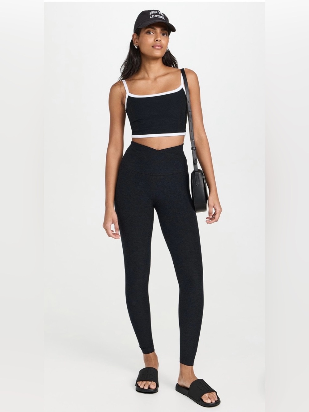 Beyond Yoga Spacedye Leggings in Black. Size Medium.